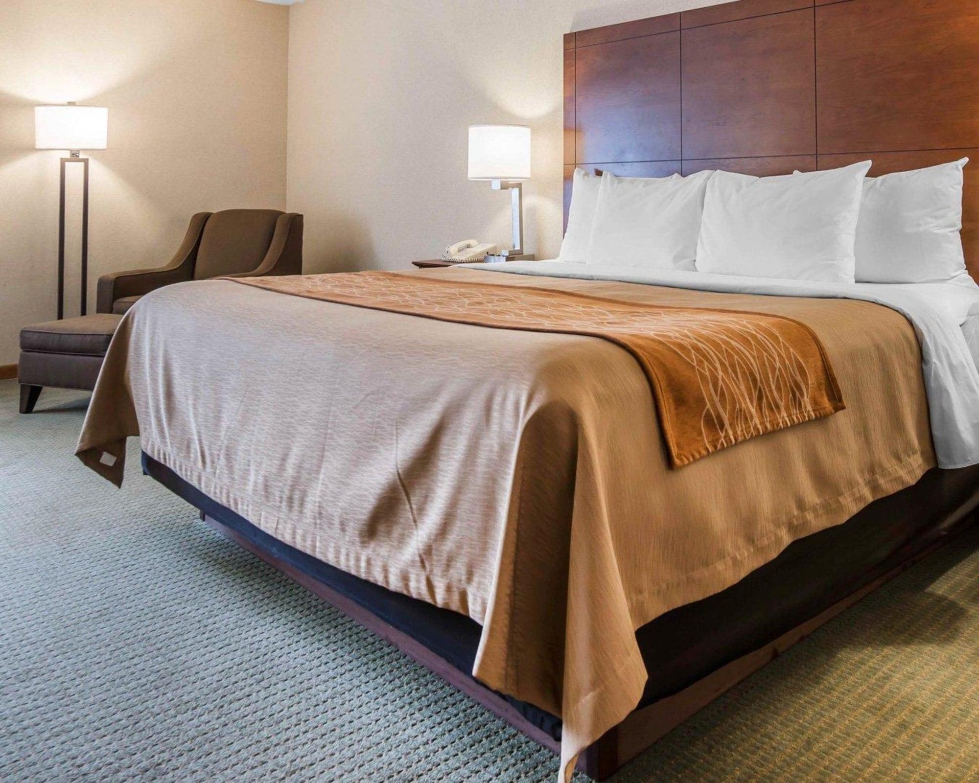 Comfort Inn Салида Экстерьер фото