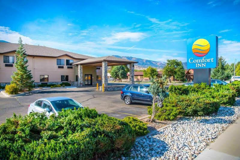 Comfort Inn Салида Экстерьер фото